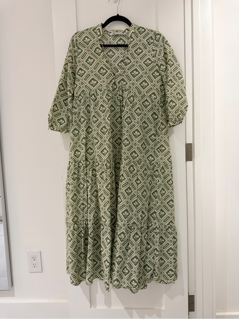 Zara Green Patterned Maxi Dress